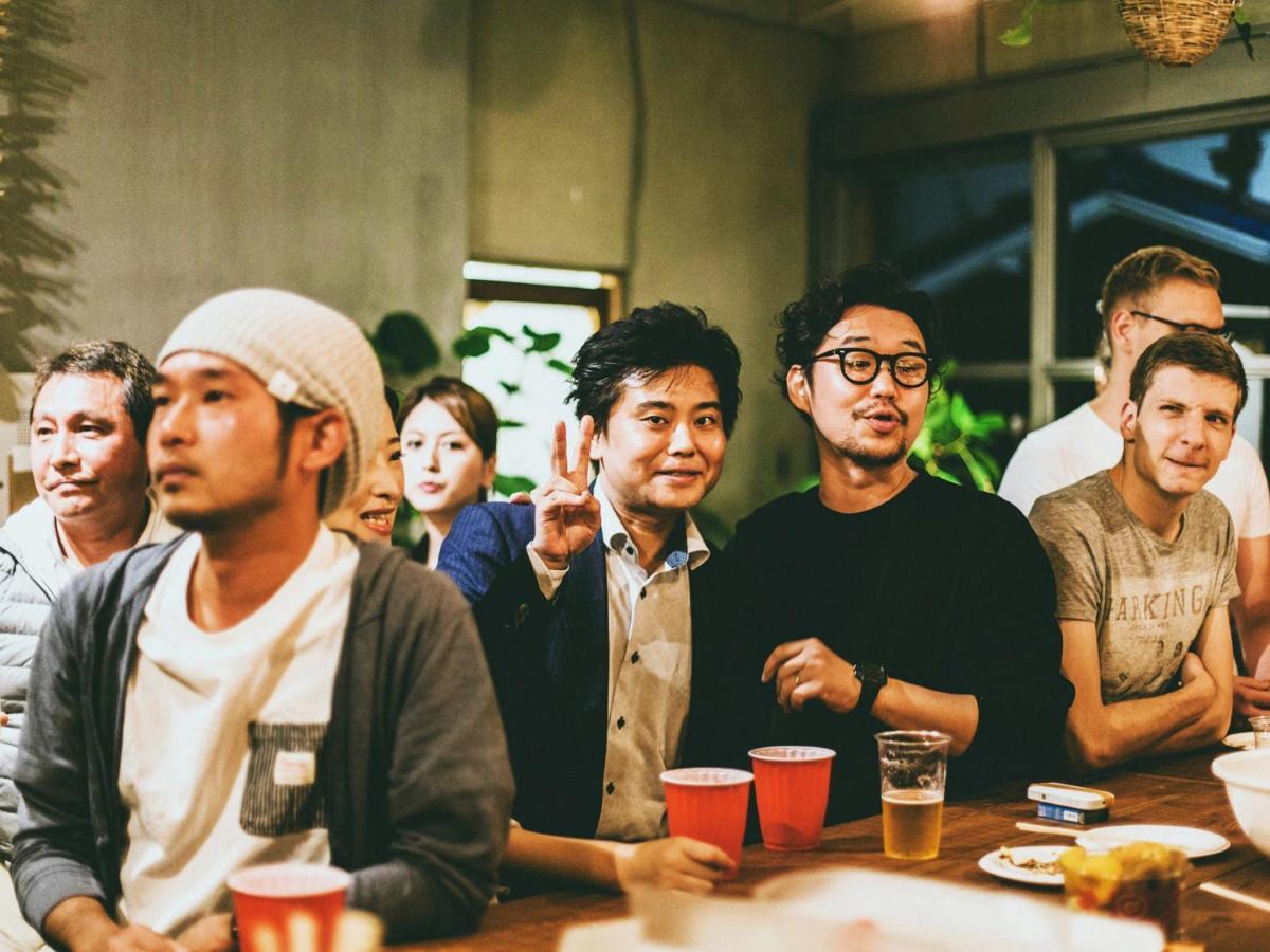 Hippo Hostel&Cafe Bar Osaka Buitenkant foto